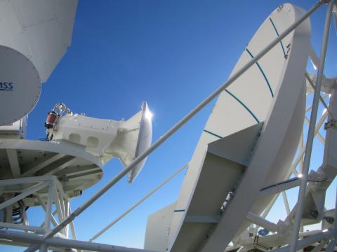 A close up of a Band 1 receiver on a MeerKAT telescope dish.